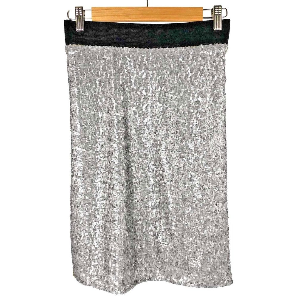 Silver Sequin Mini Skirt Short and Fully Lined Womens Size 32in Waist - ST-01